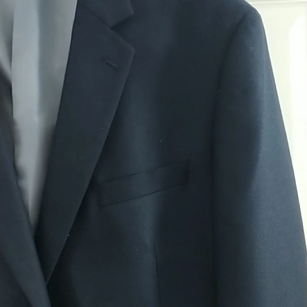 IZOD Classic Two Button Navy Blazer Fully Lined 50Reg